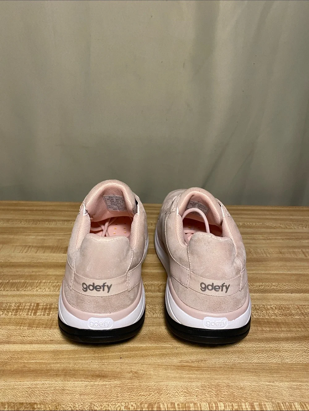 Gravity Defyer Women G-DEFY Silvanit Athletic Peach 8.5